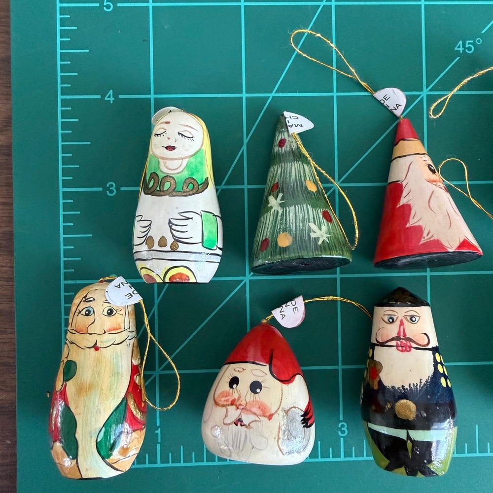 Lot of 38 Vintage Hand Painted Wooden Christmas Ornaments Santa Tree Angel Dolls - Picture 3 of 13